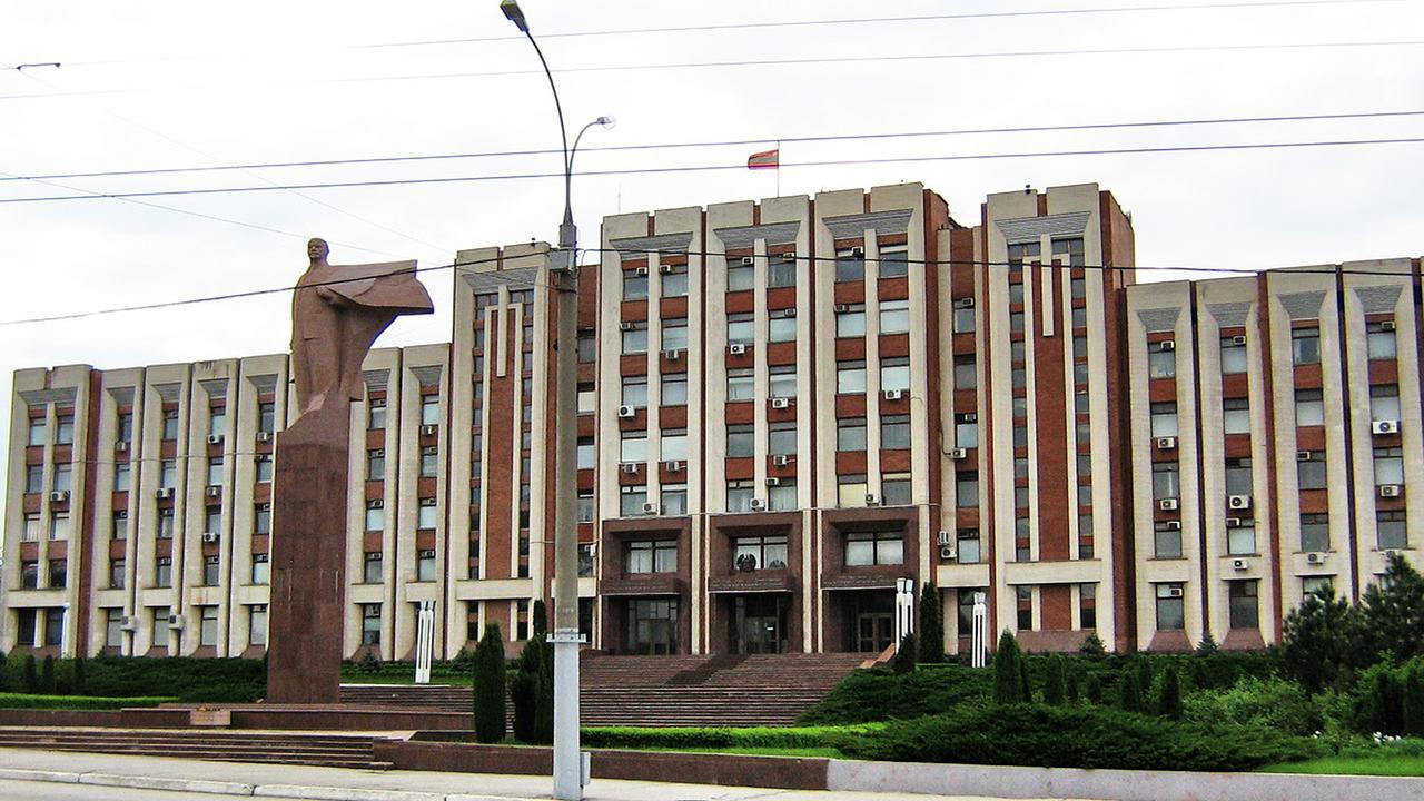 Luna Tiraspol Rum bild
